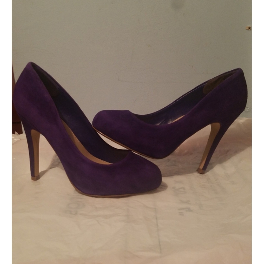 Steve Madden Plum Suede Pumps Size 6.5 - Picture 1 of 8